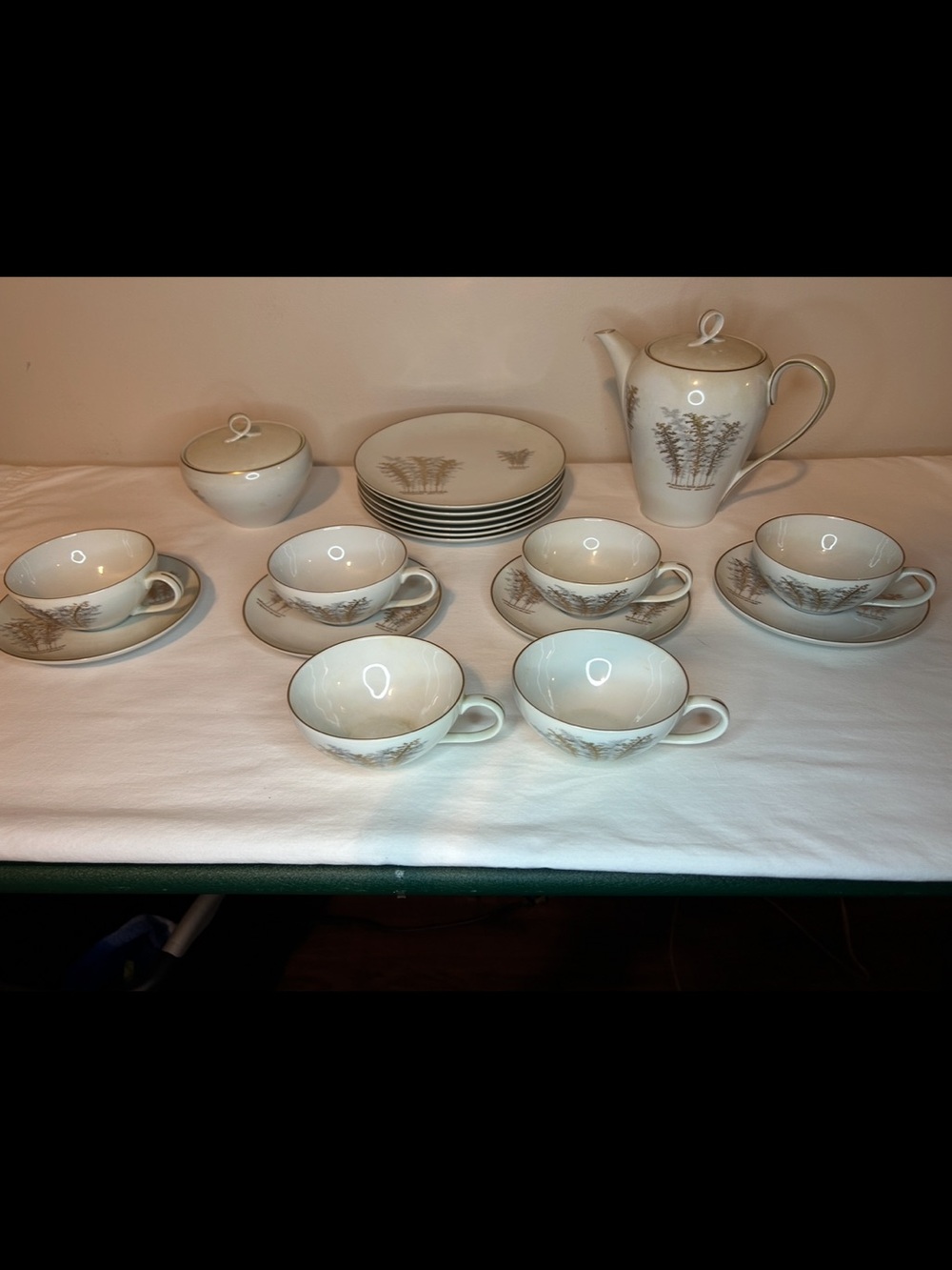 18 pc Fukagawa Arita Dishes